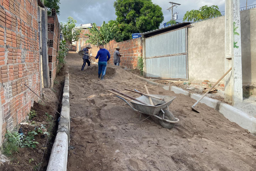 Evolução de Obra em Capela do Alto Alegre: Pavimentação – 3ª Travessa da Rua Tiradentes