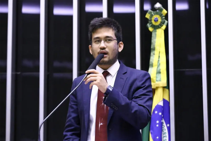 Kataguiri aciona PGR contra PT por publicação do Zé Gotinha pedindo filiação partidária