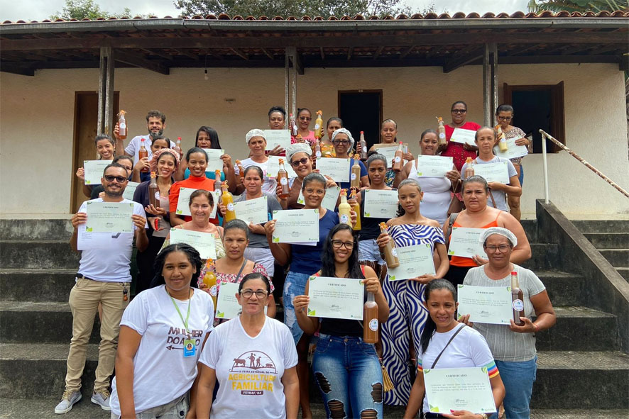 Finalizado Curso de Produção de Licor, promovido pelo Instituto Agrovida em Baixa Grande