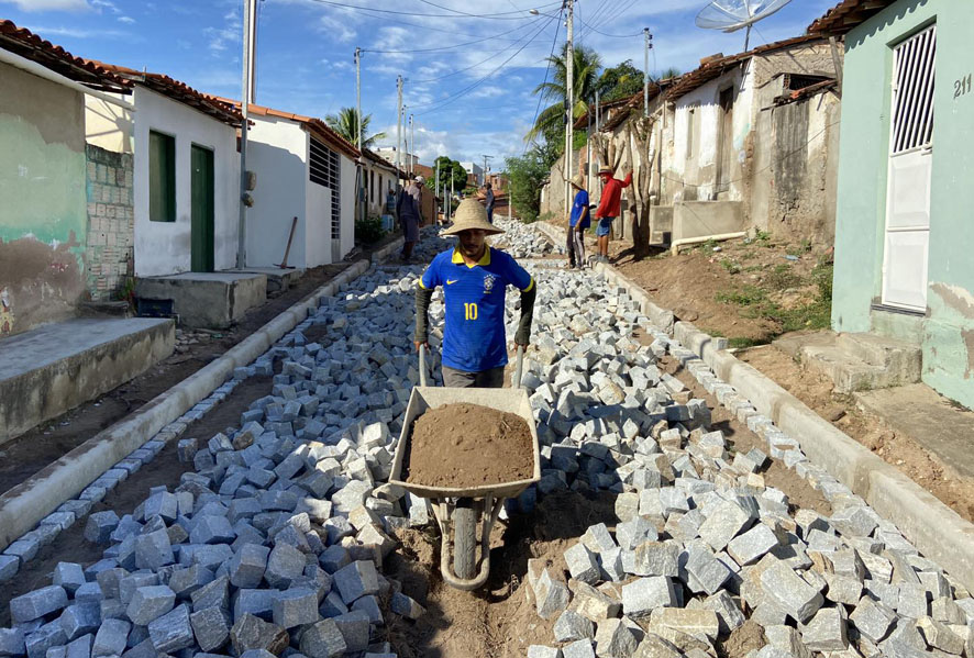 Evolução de Obra: Pavimentação – 3ª Travessa da Rua Tiradentes em Capela do Alto Alegre