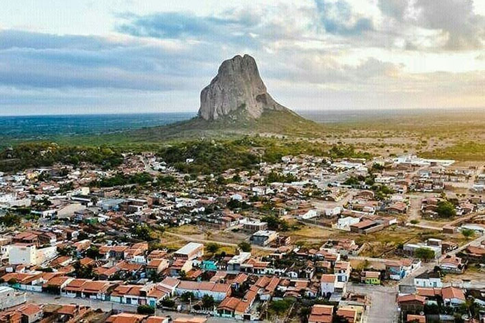 TCM aponta falhas na oferta de alimentação escolar em Pé de Serra