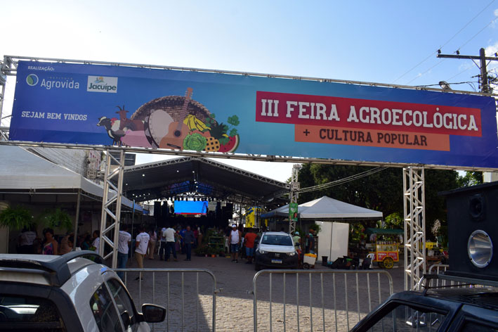 Iniciada a III Feira Agroecológica e Cultura Popular de Baixa Grande e Região, evento segue até sábado