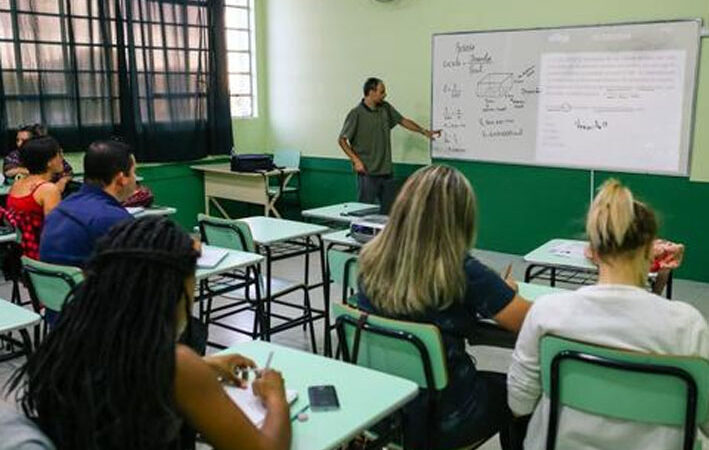 Novo ensino médio é sancionado com vetos