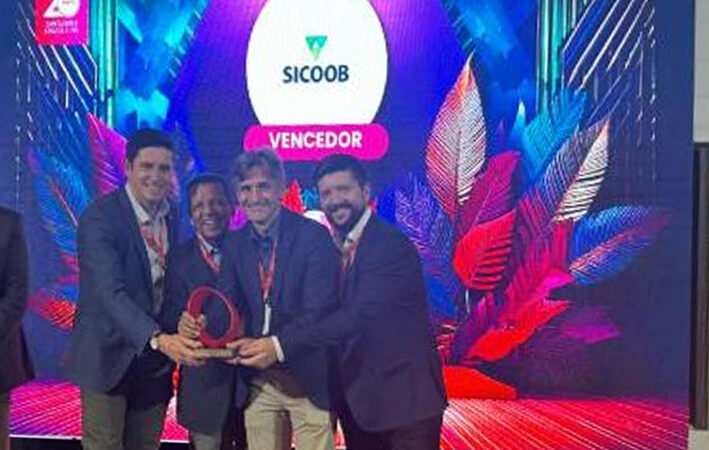 Sicoob é reconhecido no Prêmio Banking Transformation com inovação em Open Finance