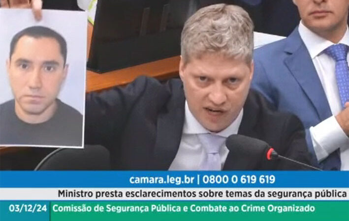 Marcel Van Hattem, deputado Federal desafia diretor da PF a prendê-lo durante audiência