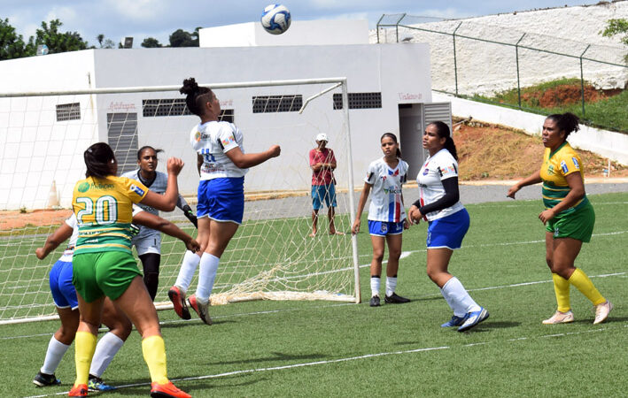 Mesmo perdendo, seleção Feminina de Baixa Grande garante vaga na próxima fase da Copa Jacuípe de Futebol