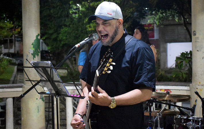 Show de Tio Rauz em Baixa Grande traz recordações e qualidade musical